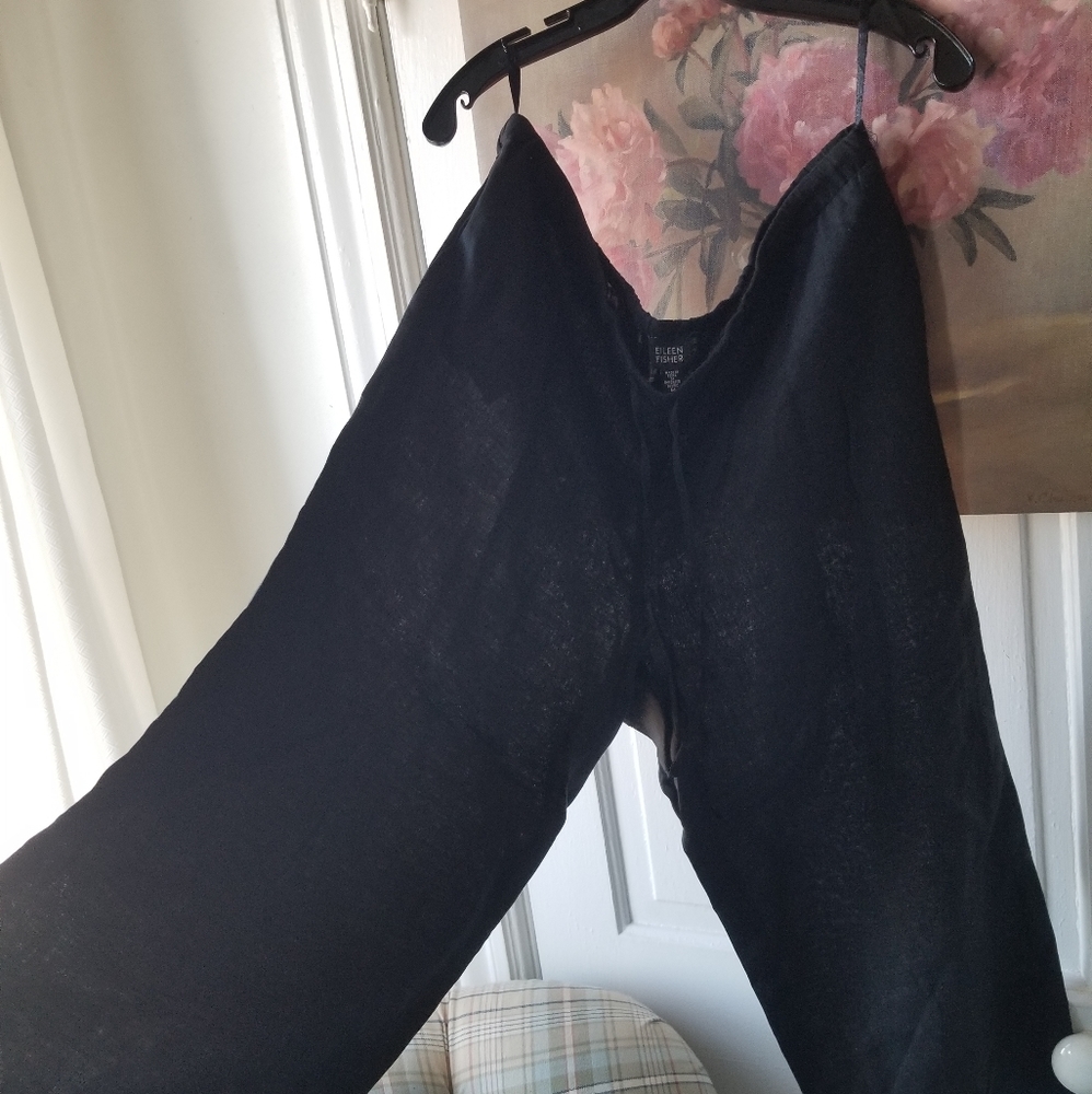EILEEN FISHER BLACK LINEN CAPRI PANTS SIZE MEDIUM